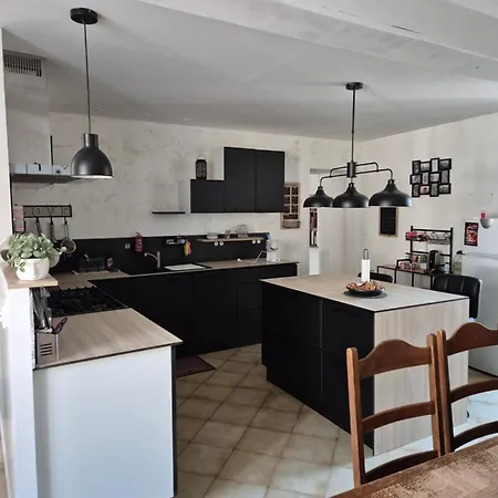 Maison De Famille Sanxay